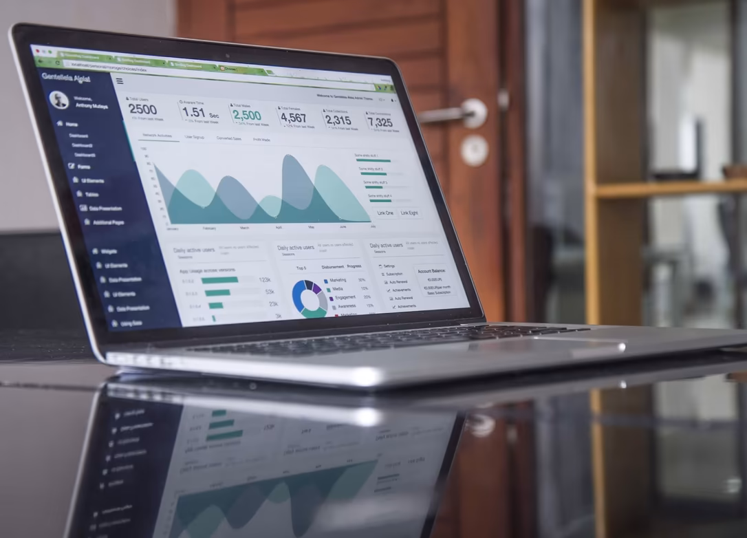 Differences Between Accounts Receivable and Accounts Payable: A Detailed Comparison Differences Between Accounts Receivable and Accounts Payable: A Detailed Comparison